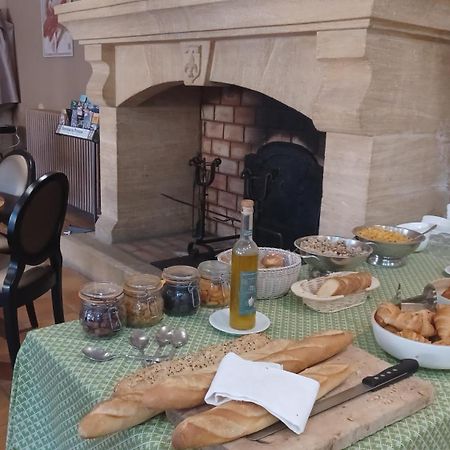 Le Castelet Des Alpilles Hotel Saint-Rémy-de-Provence Екстериор снимка