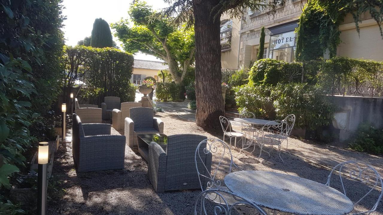 Le Castelet Des Alpilles Hotel Saint-Rémy-de-Provence Екстериор снимка