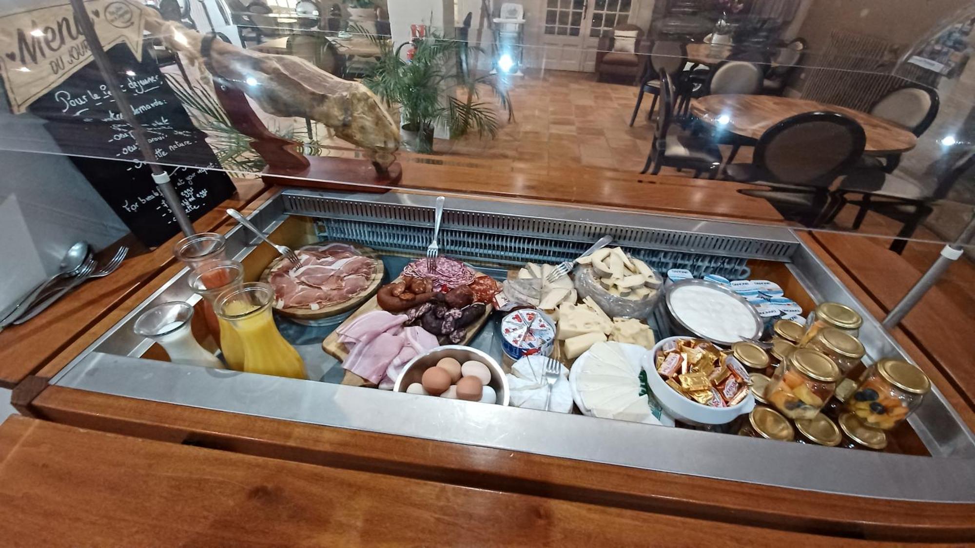 Le Castelet Des Alpilles Hotel Saint-Rémy-de-Provence Екстериор снимка
