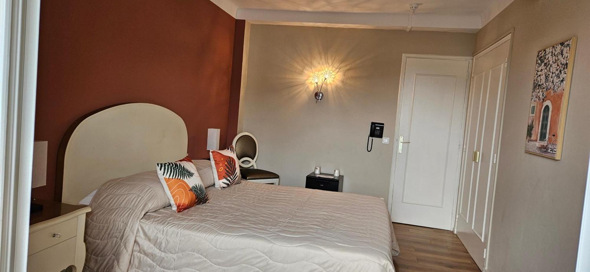 Le Castelet Des Alpilles Hotel Saint-Rémy-de-Provence Екстериор снимка