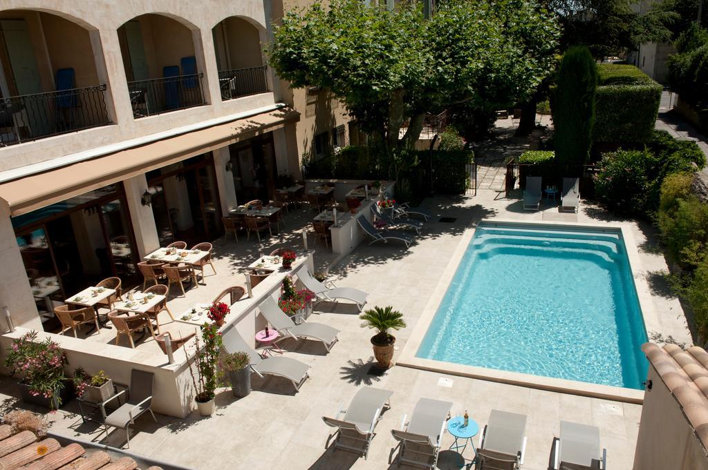 Le Castelet Des Alpilles Hotel Saint-Rémy-de-Provence Екстериор снимка