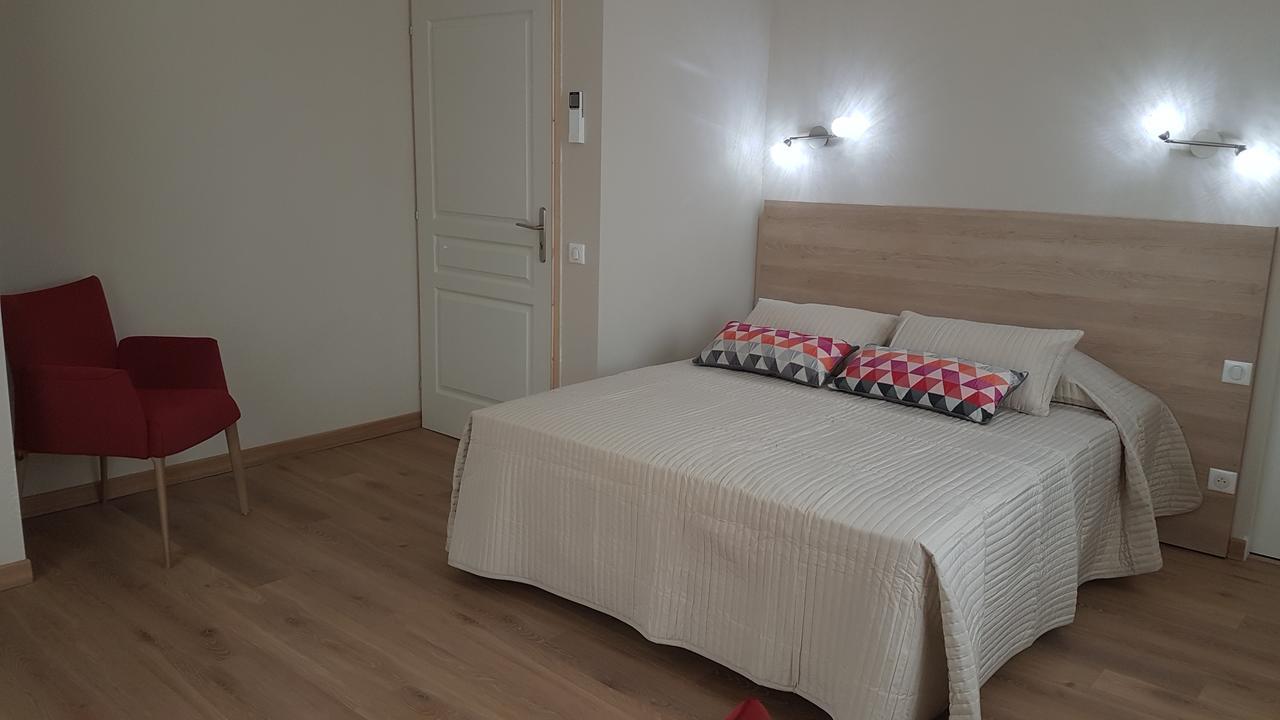 Le Castelet Des Alpilles Hotel Saint-Rémy-de-Provence Екстериор снимка